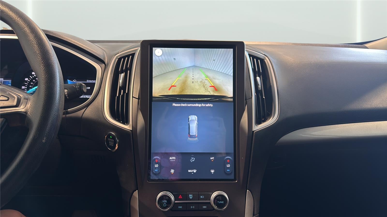 2021 Ford Edge SE