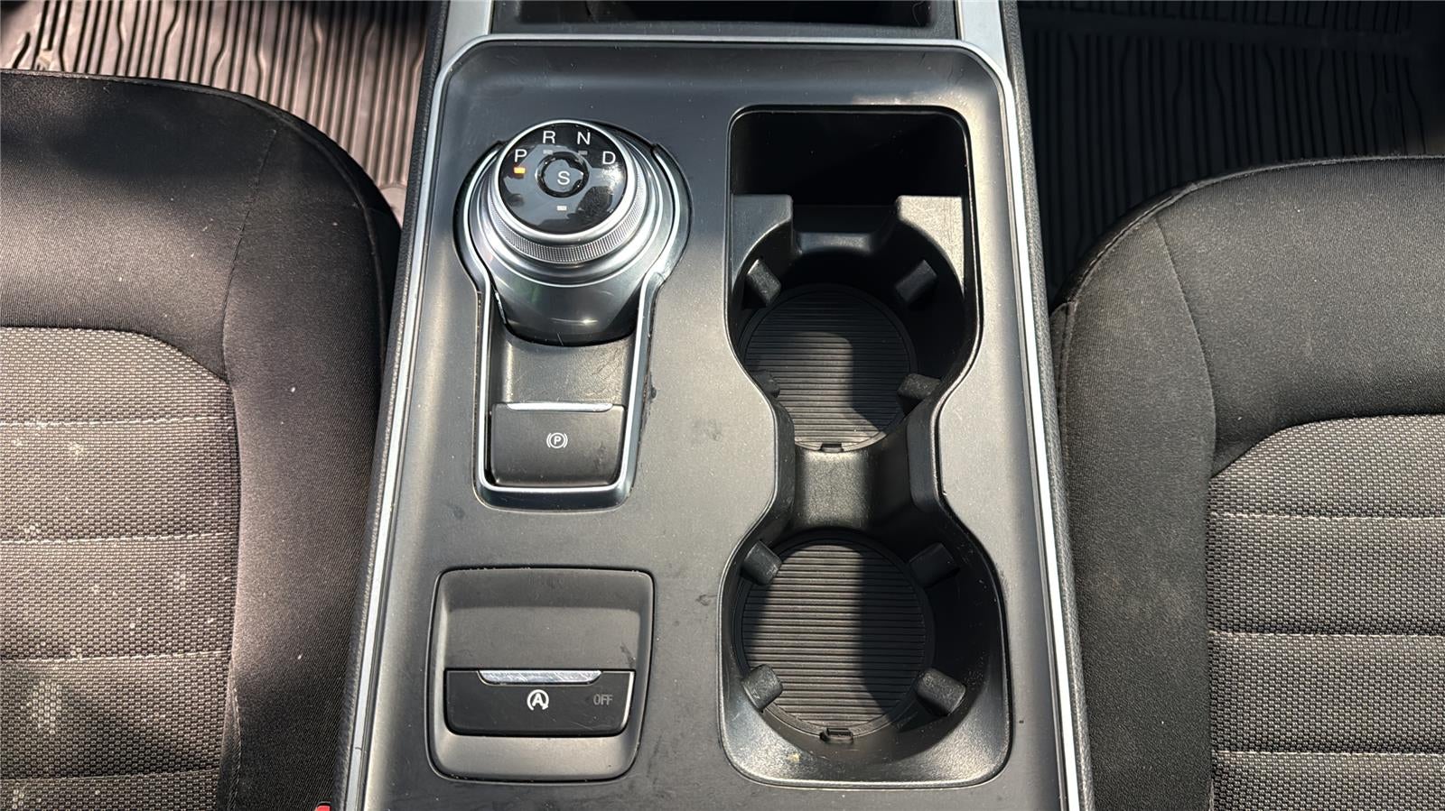 2021 Ford Edge SE