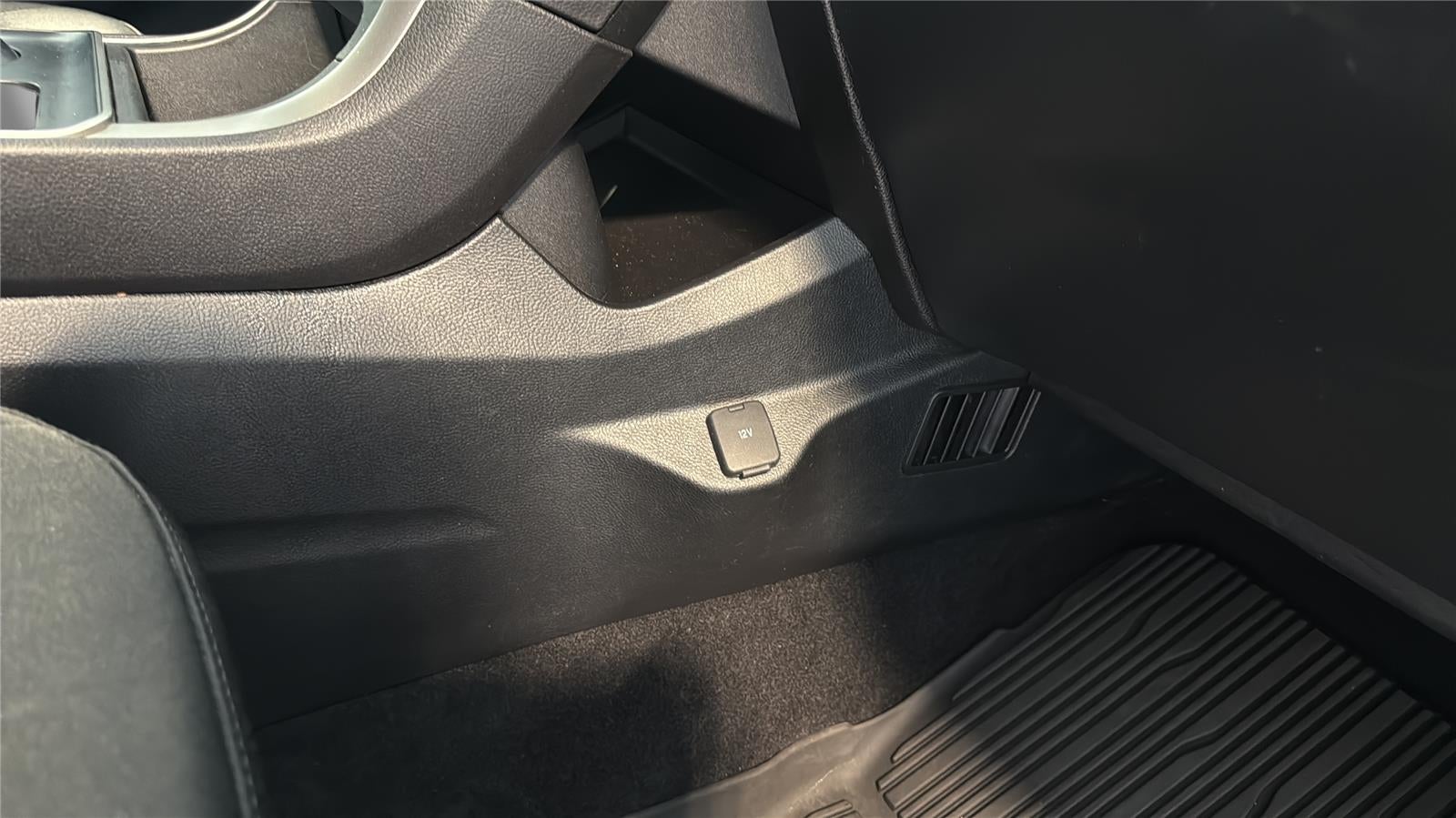 2021 Ford Edge SE