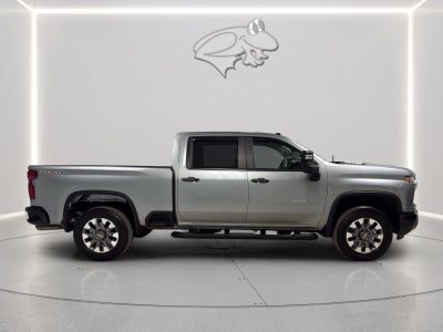 2024 Chevrolet Silverado 2500Hd Custom