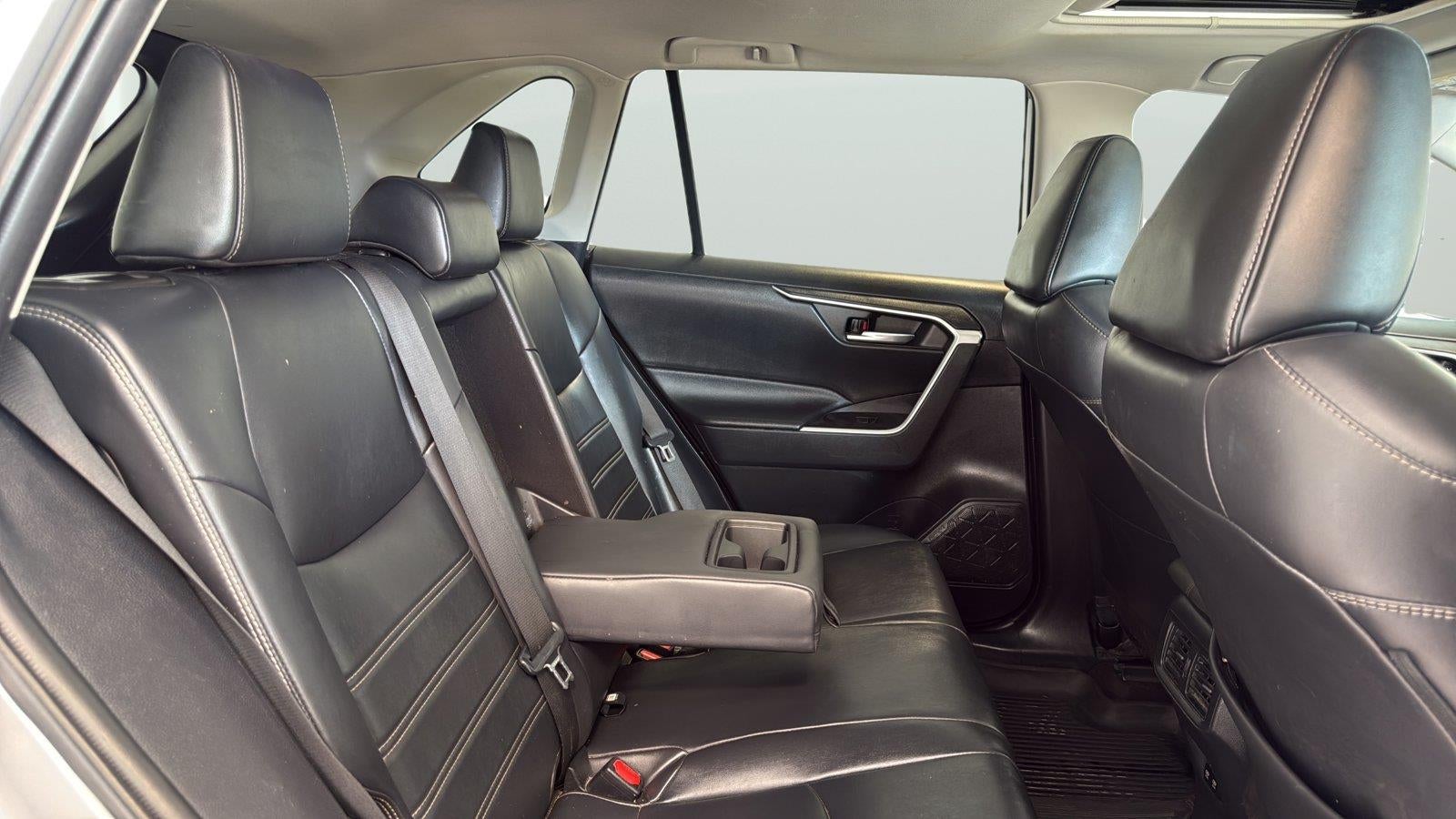 2020 Toyota RAV4 XLE Premium
