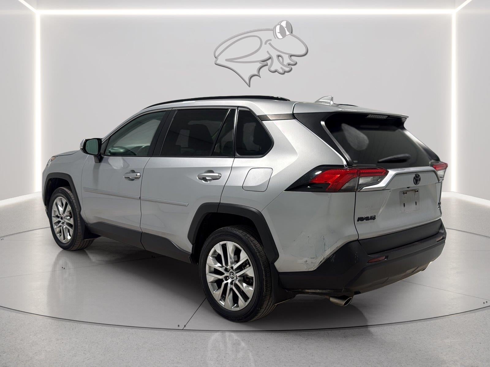 2020 Toyota RAV4 XLE Premium