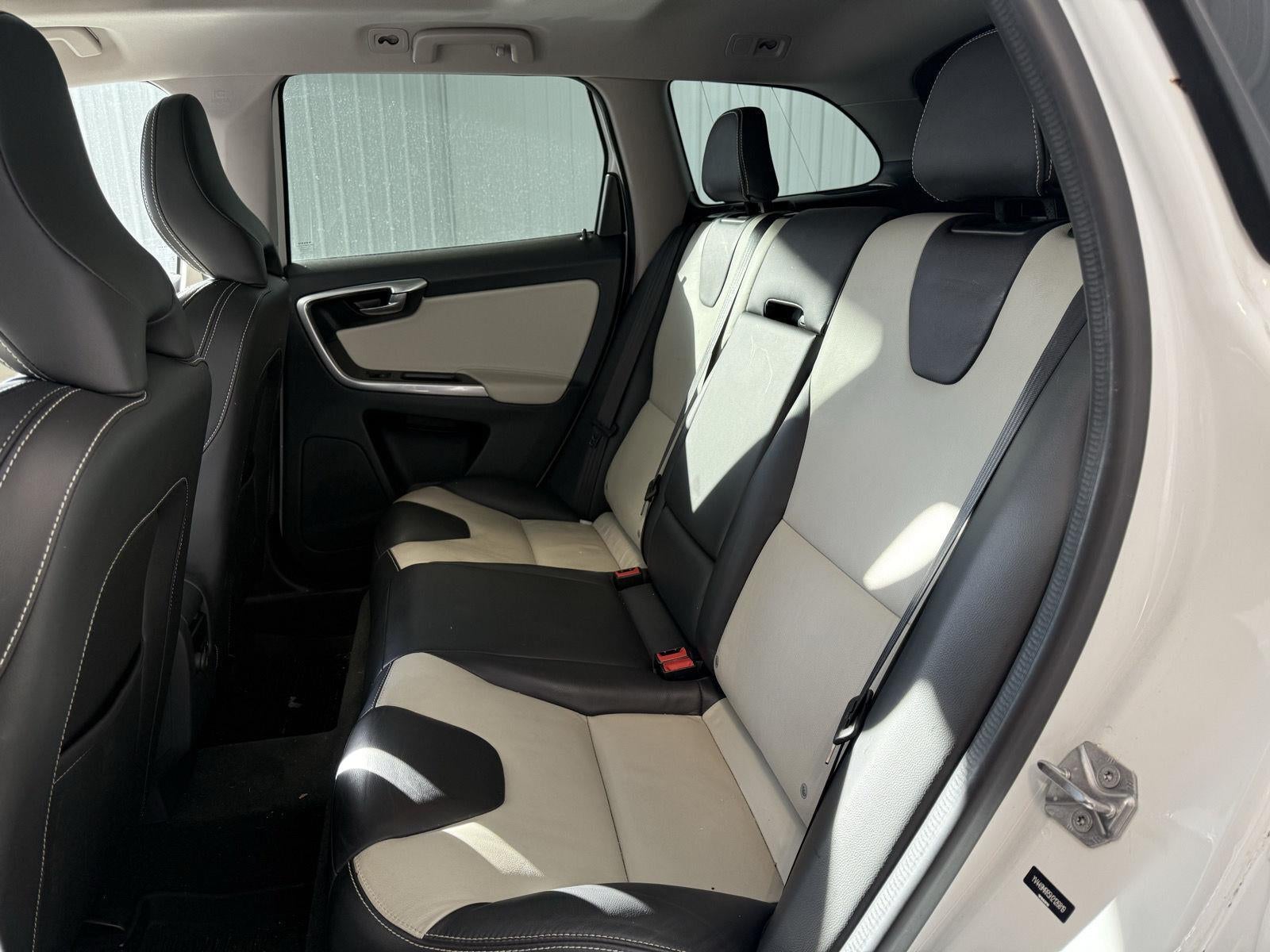 2023 Nissan Versa SV