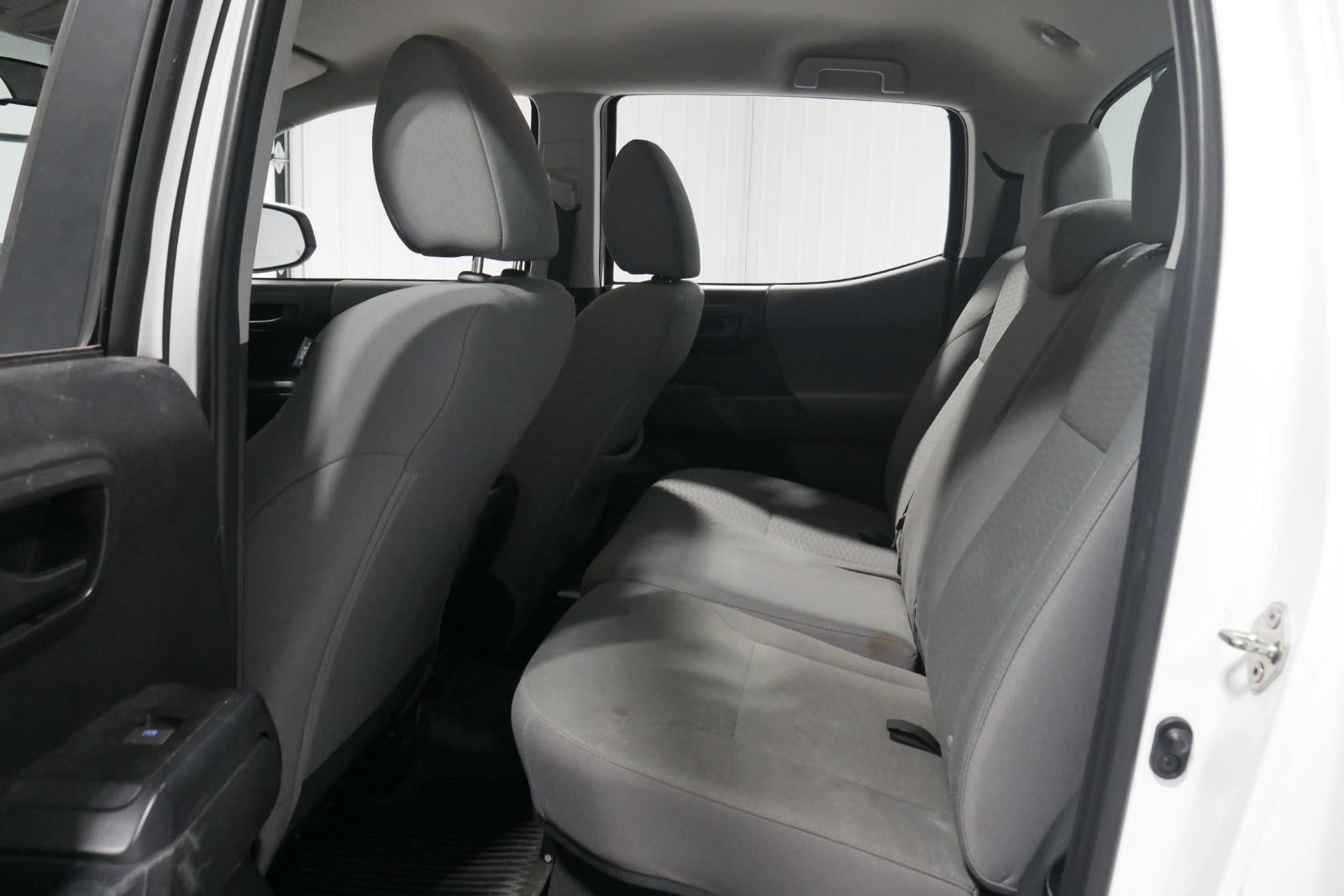 2017 Toyota Tacoma SR V6