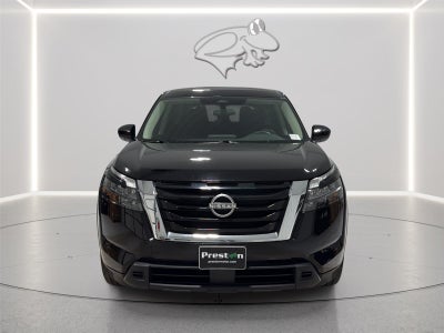 2024 Nissan Pathfinder S