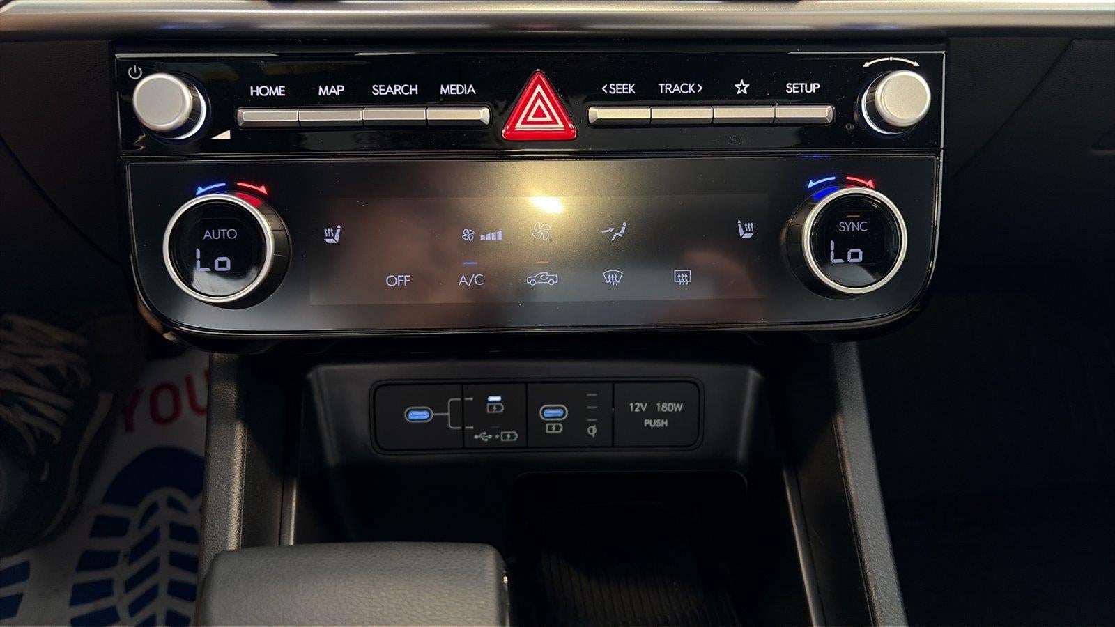 2025 Hyundai Santa Cruz SEL Activity