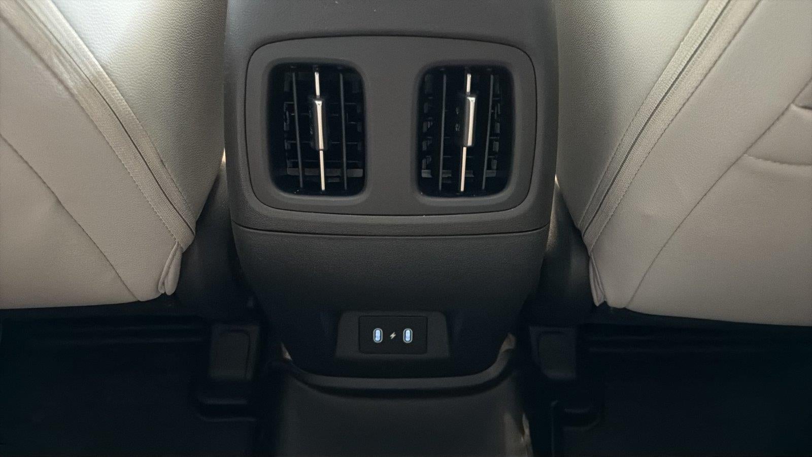 2025 Hyundai Santa Cruz SEL Activity