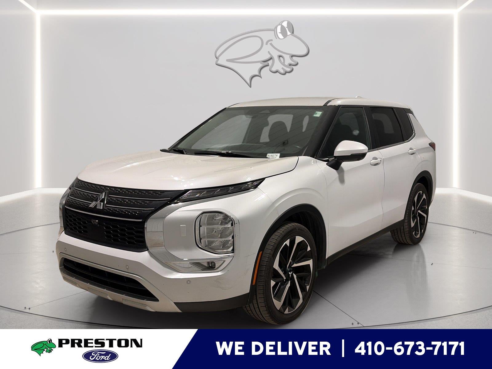 2024 Mitsubishi Outlander Base
