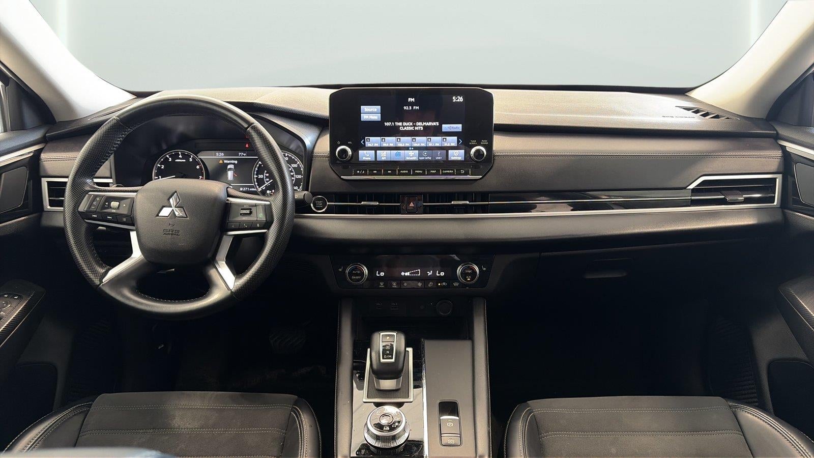 2024 Mitsubishi Outlander Base