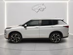 2024 Mitsubishi Outlander Base