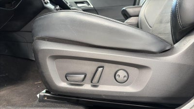 2024 Mitsubishi Outlander Base