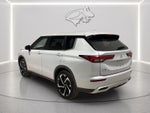 2024 Mitsubishi Outlander Base
