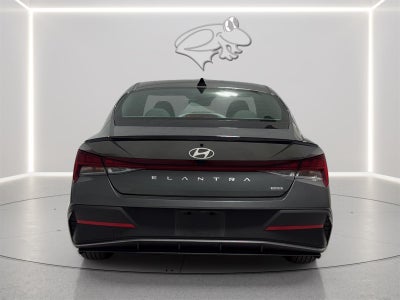 2025 Hyundai Elantra Hybrid SEL Sport