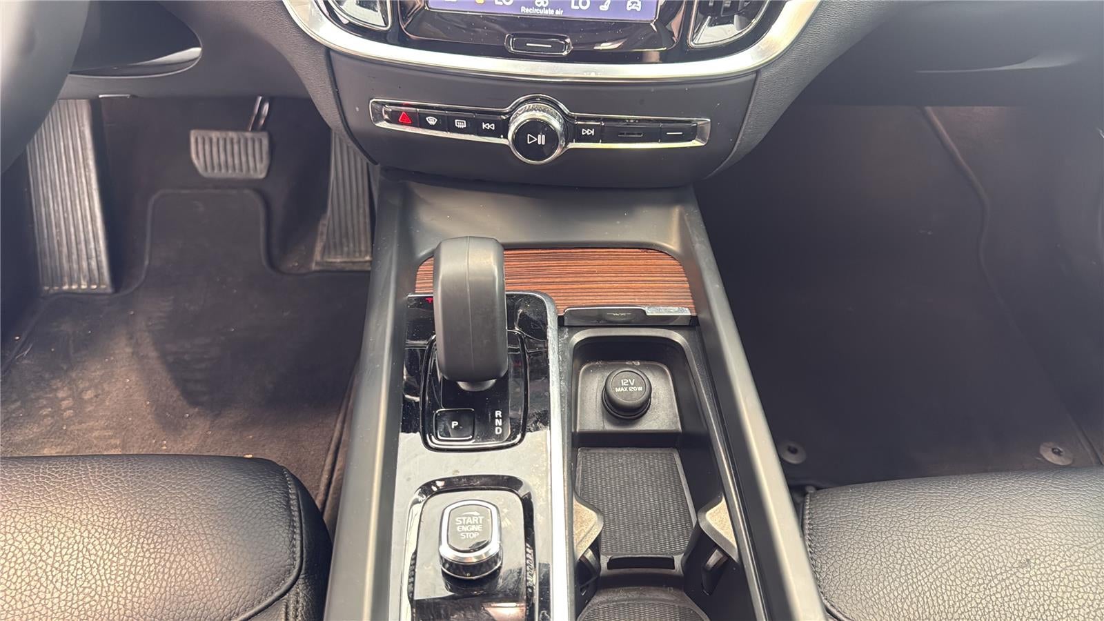 2025 Volvo V60 Cross Country Plus