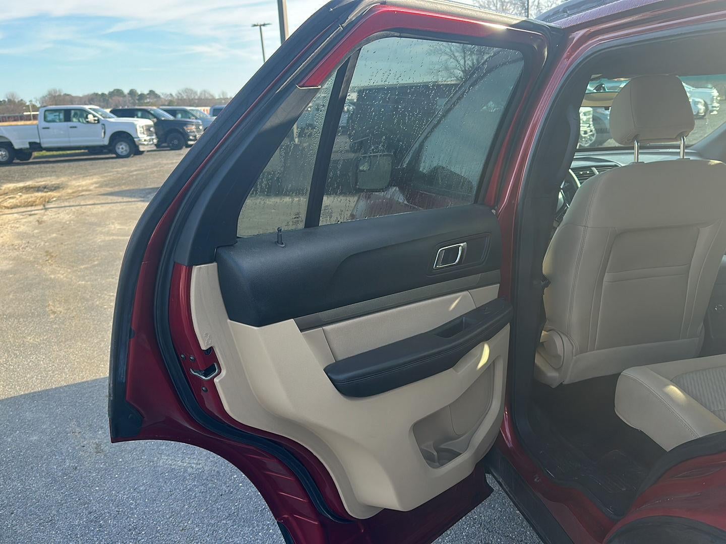 2017 Ford Explorer Base