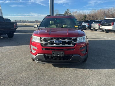 2017 Ford Explorer Base