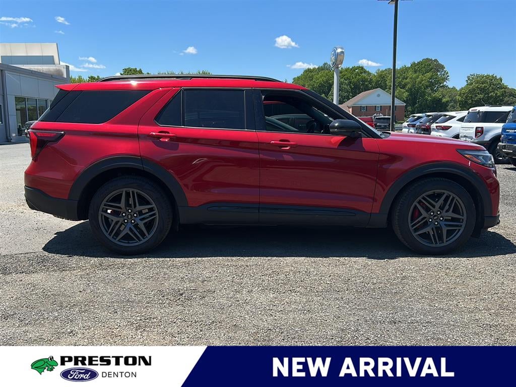 2025 Ford Explorer ST