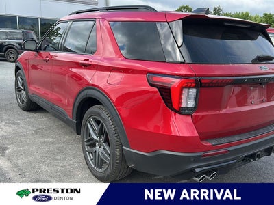 2025 Ford Explorer ST