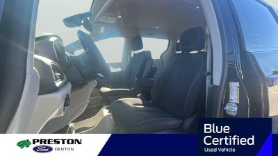 2024 Chrysler Voyager LX