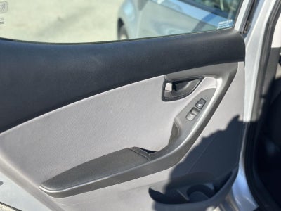 2012 Hyundai Elantra Limited