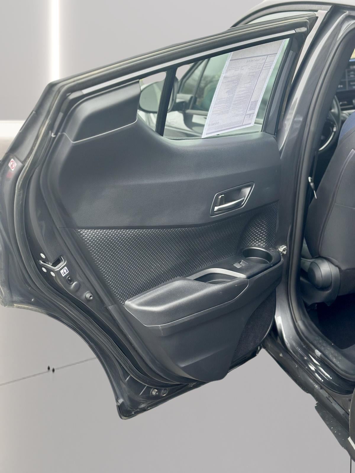 2021 Toyota C-HR XLE