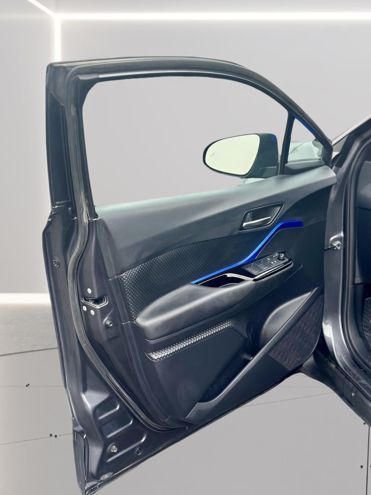 2021 Toyota C-HR XLE