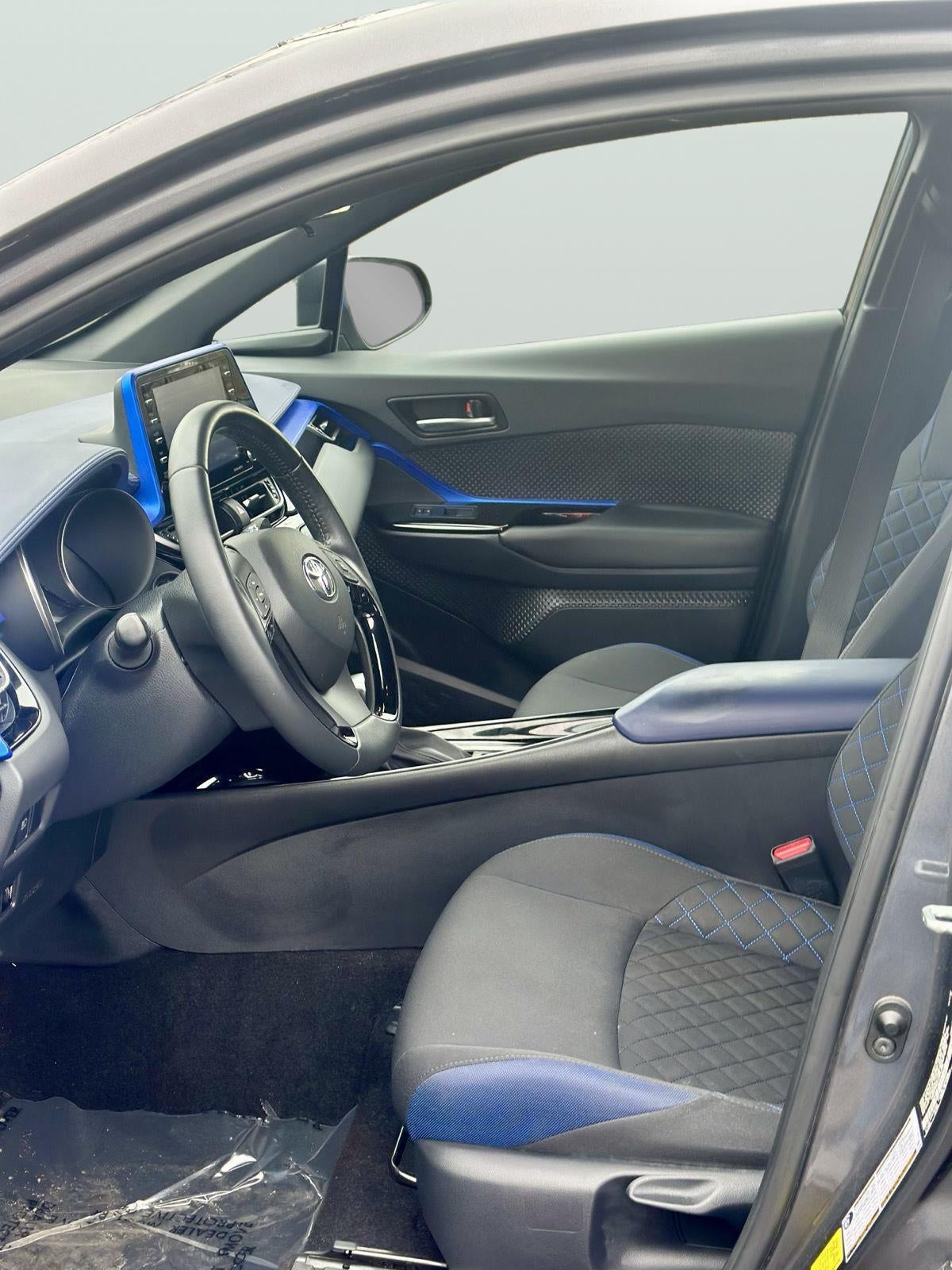 2021 Toyota C-HR XLE