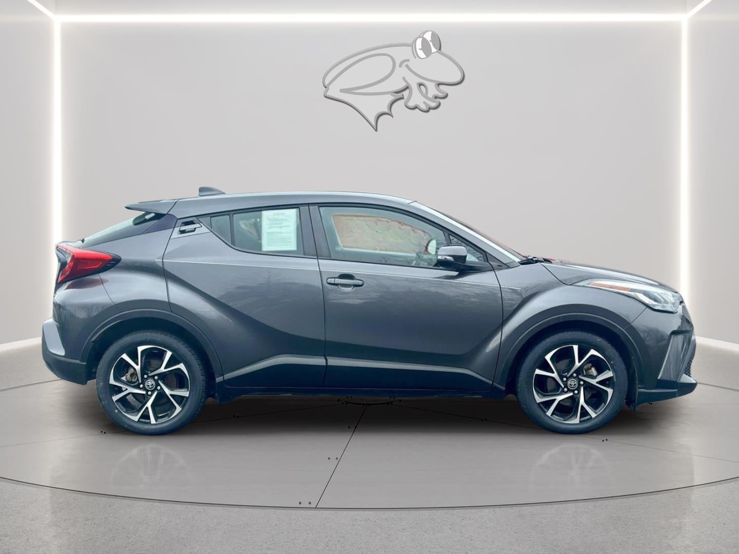 2021 Toyota C-HR XLE