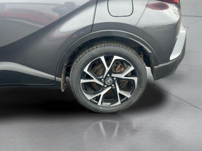 2021 Toyota C-HR XLE