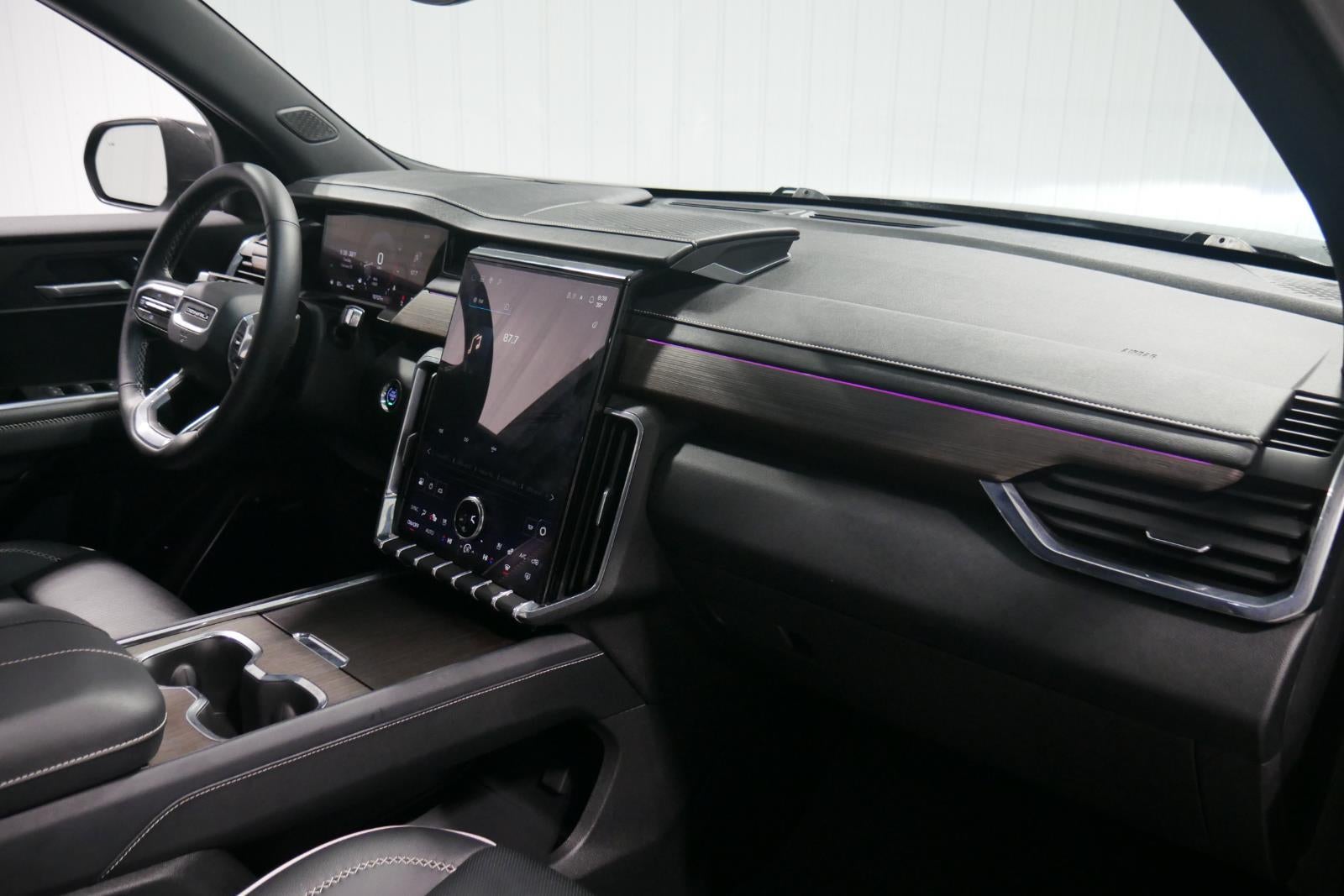 2024 GMC Acadia AWD Denali