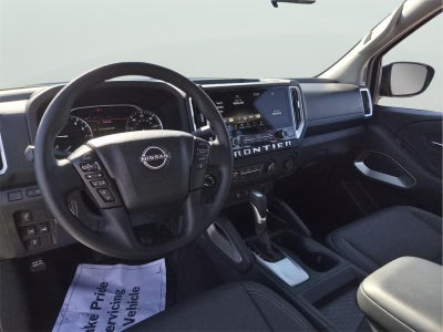2025 Nissan Frontier SV