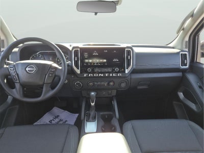 2025 Nissan Frontier SV