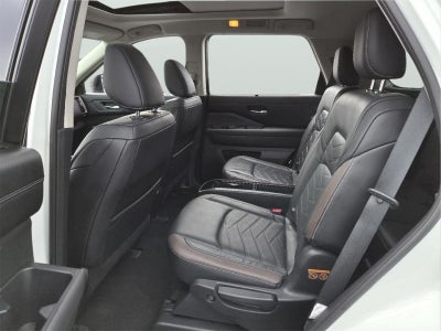 2022 Nissan Pathfinder Platinum