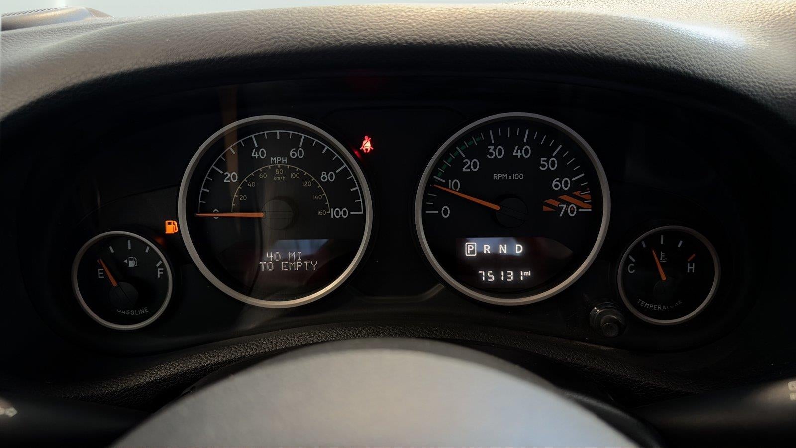 2016 Jeep Wrangler Unlimited 75th Anniversary Edition - Photo 13