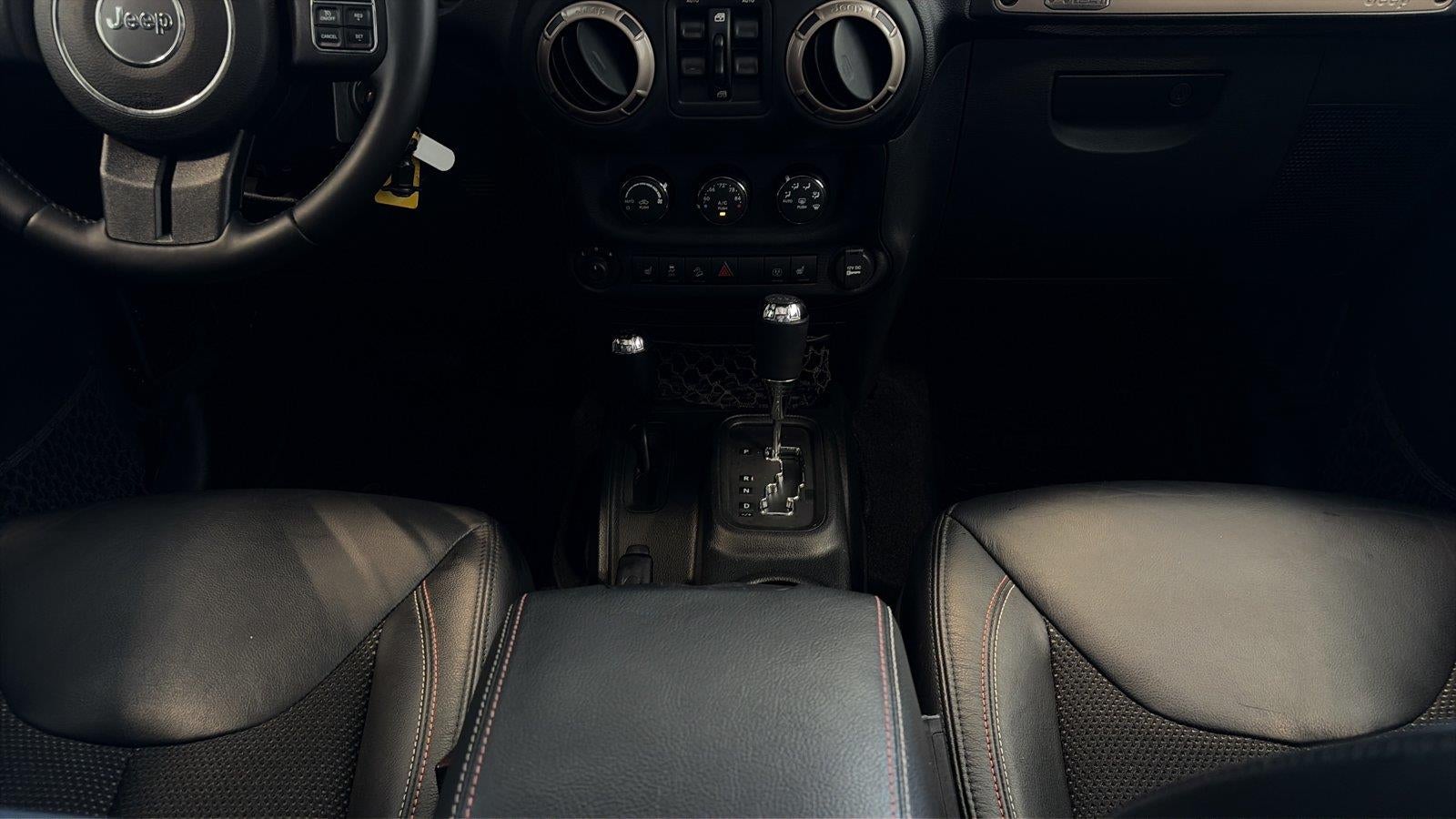2016 Jeep Wrangler Unlimited 75th Anniversary Edition - Photo 23