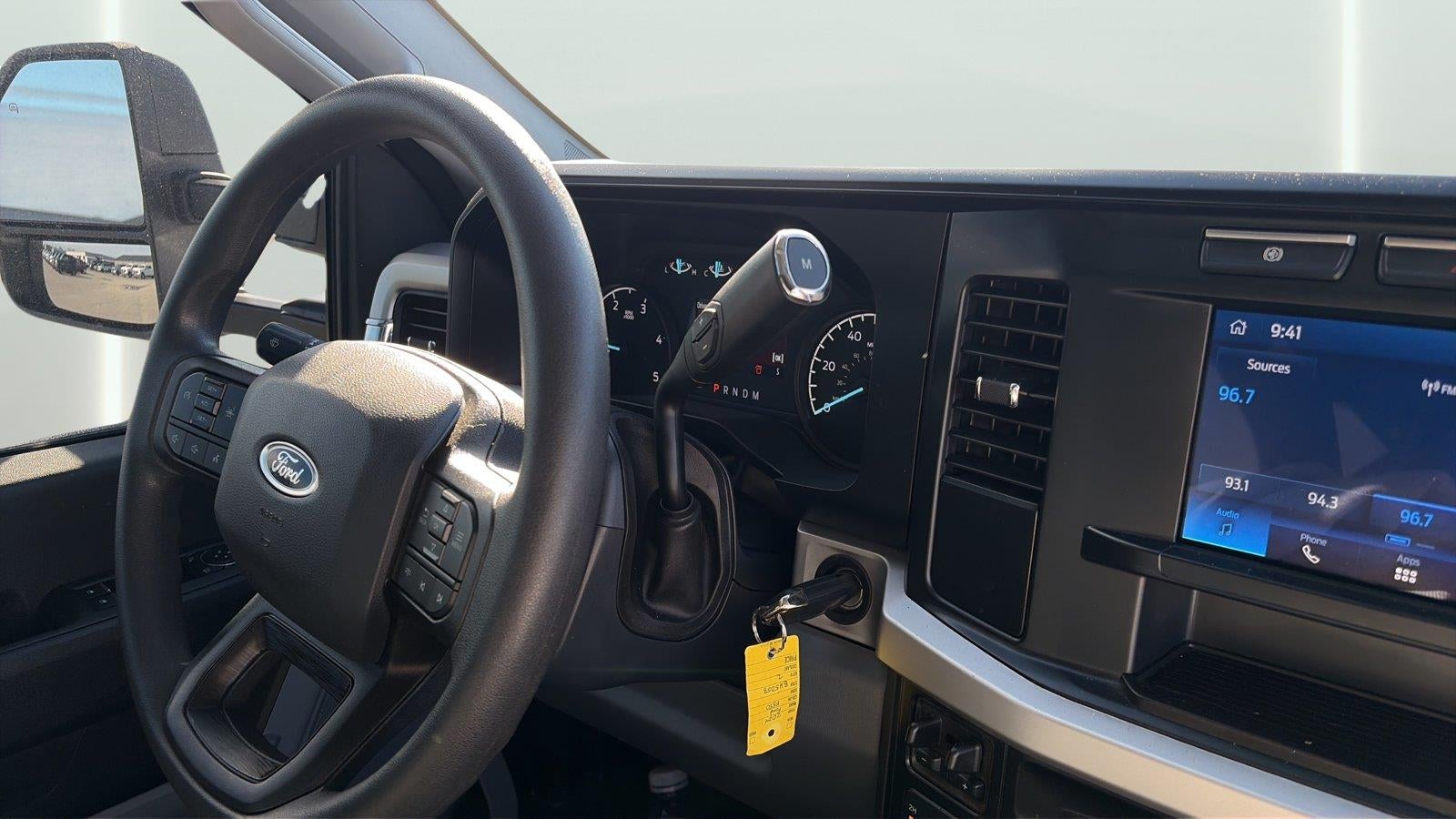 2024 Ford Super Duty F-550 DRW XL