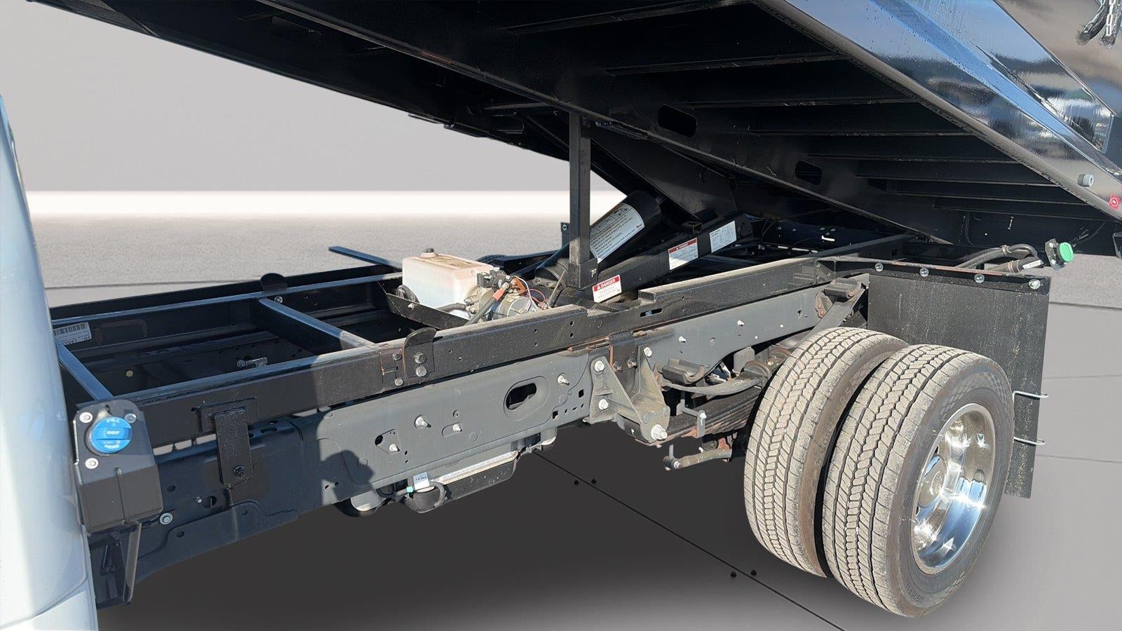 2024 Ford Super Duty F-550 DRW XL