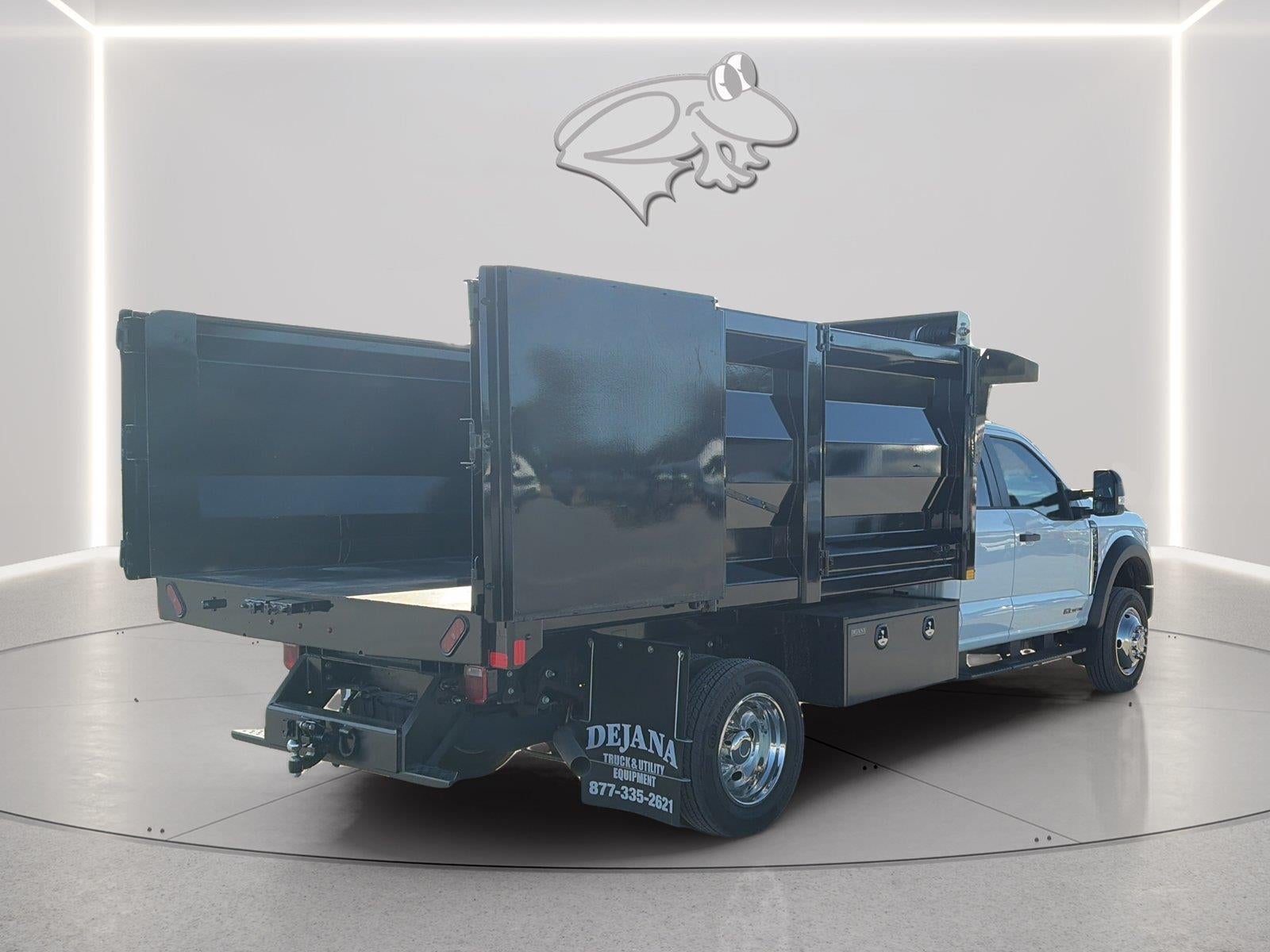 2024 Ford Super Duty F-550 DRW XL