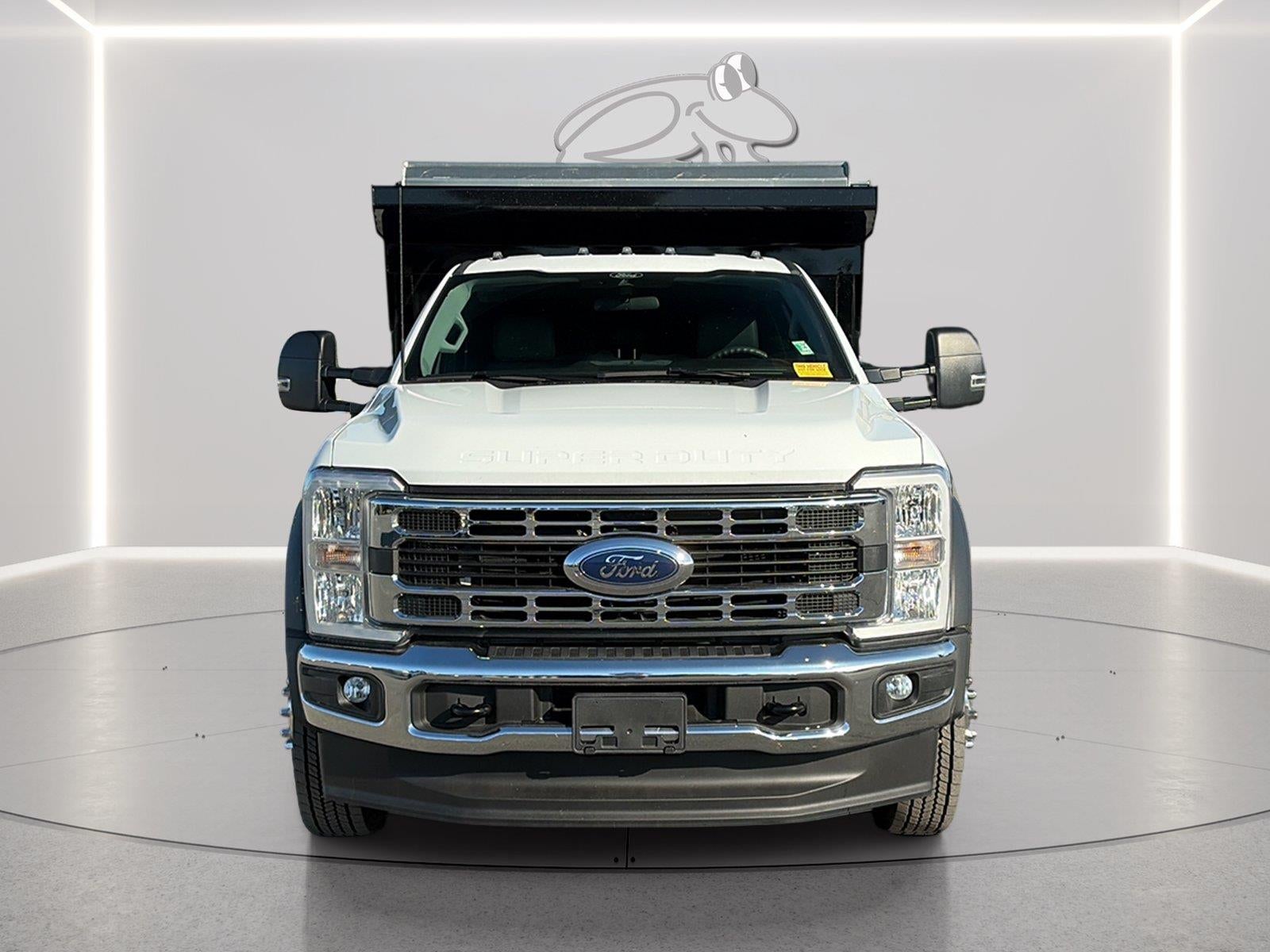 2024 Ford Super Duty F-550 DRW XL