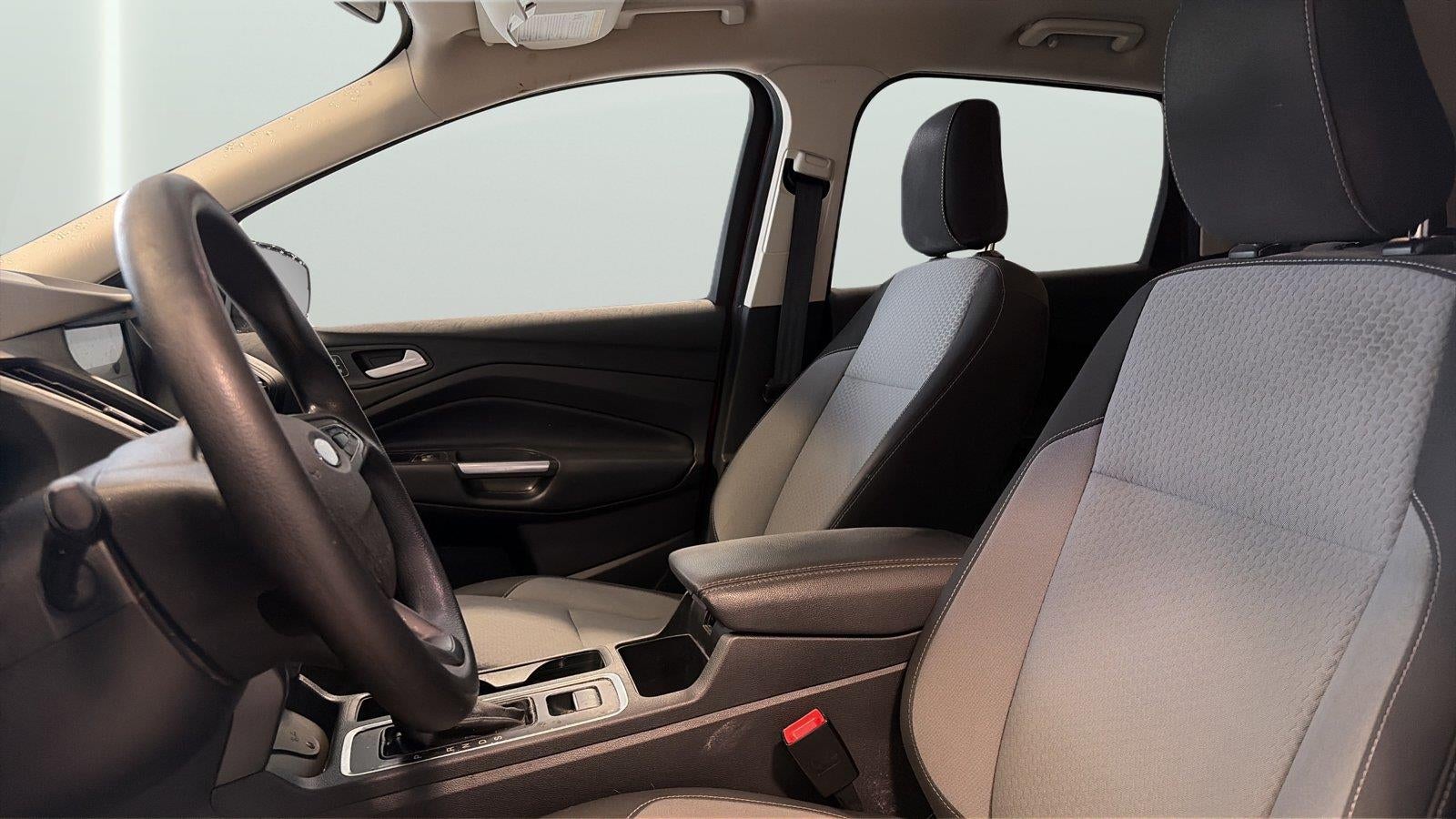 2019 Ford Escape SE - Photo 10