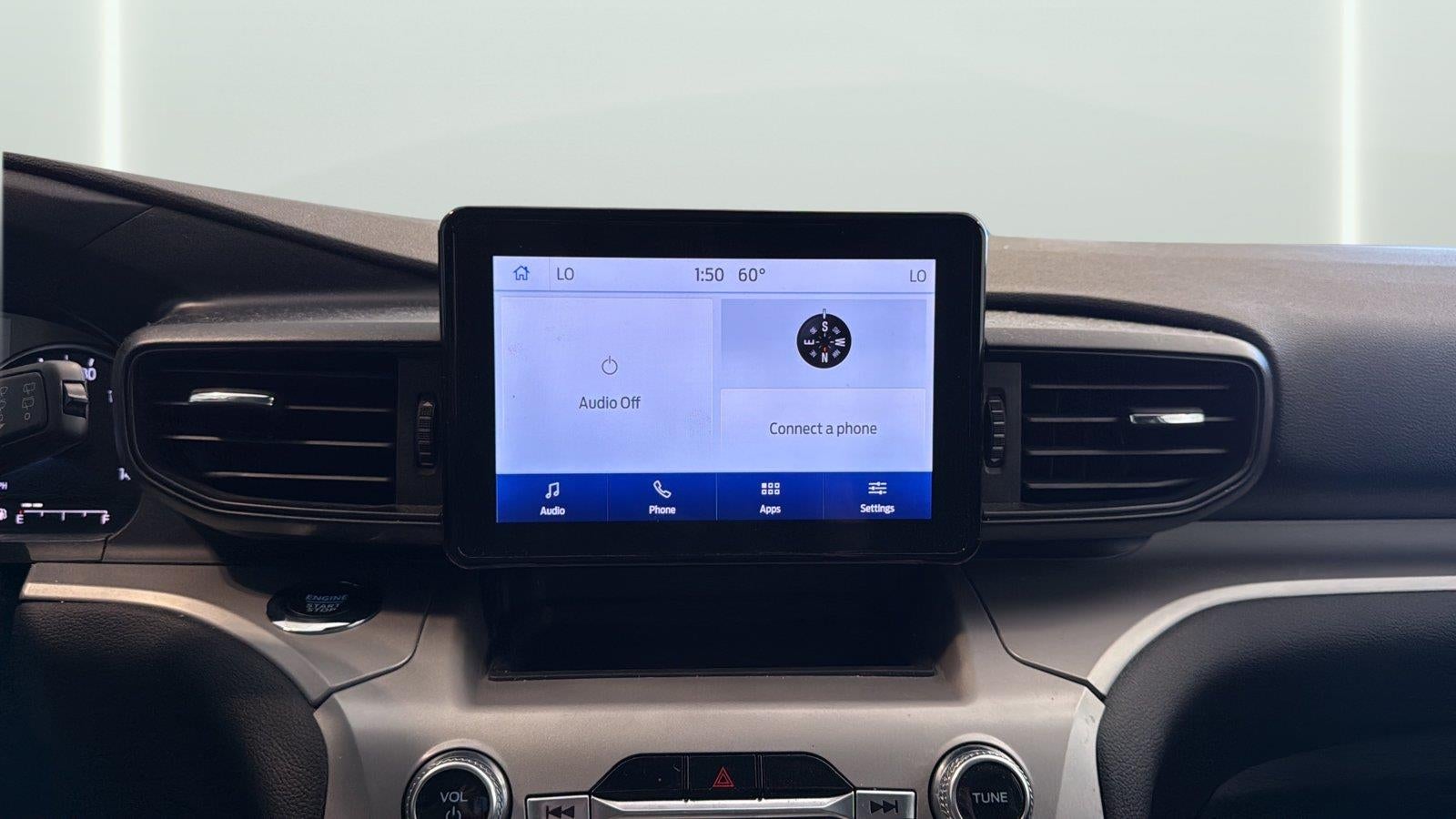 2023 Ford Explorer XLT - Photo 17