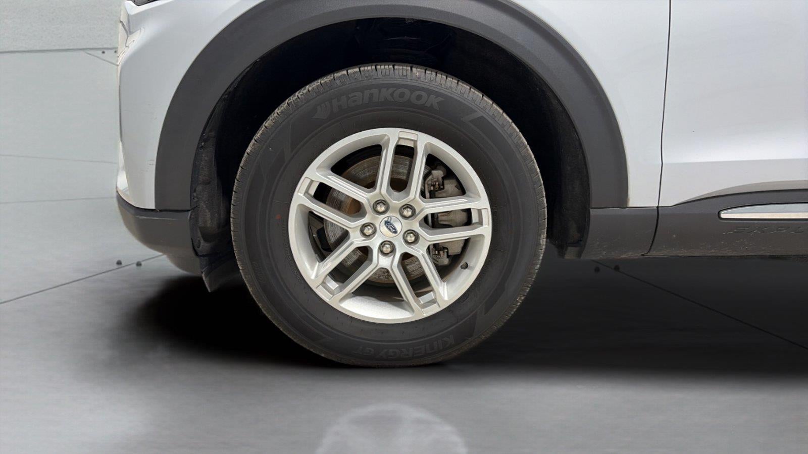2025 Ford Explorer Active - Photo 28