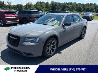 2018 Chrysler 300 Touring