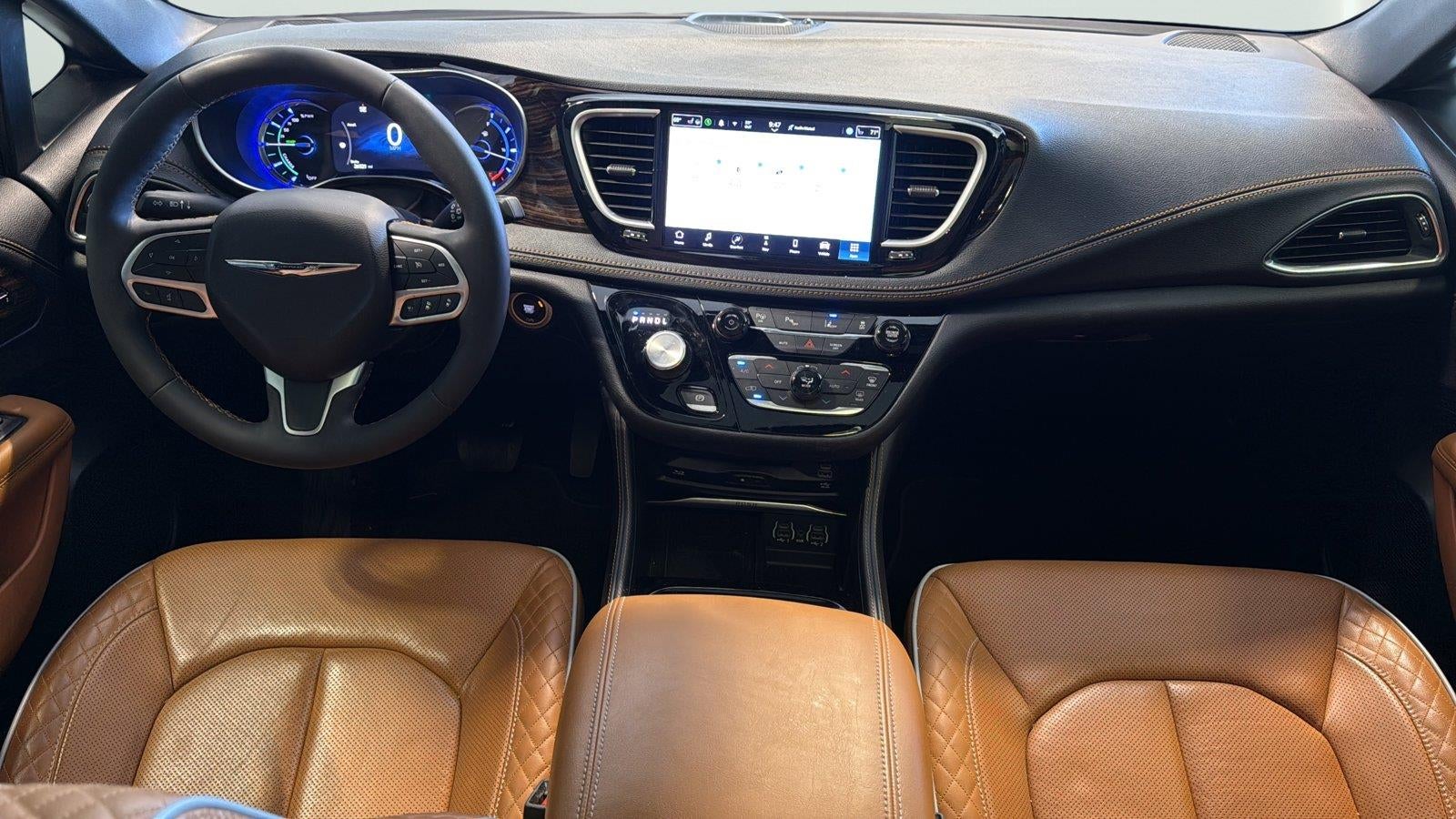 2023 Chrysler Pacifica Hybrid Pinnacle