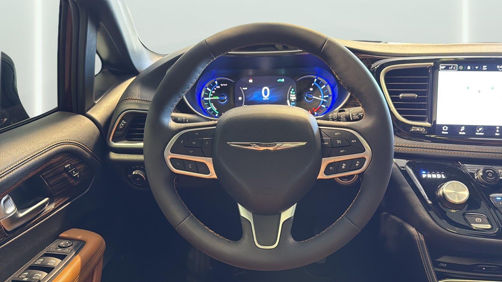 2023 Chrysler Pacifica Hybrid Pinnacle