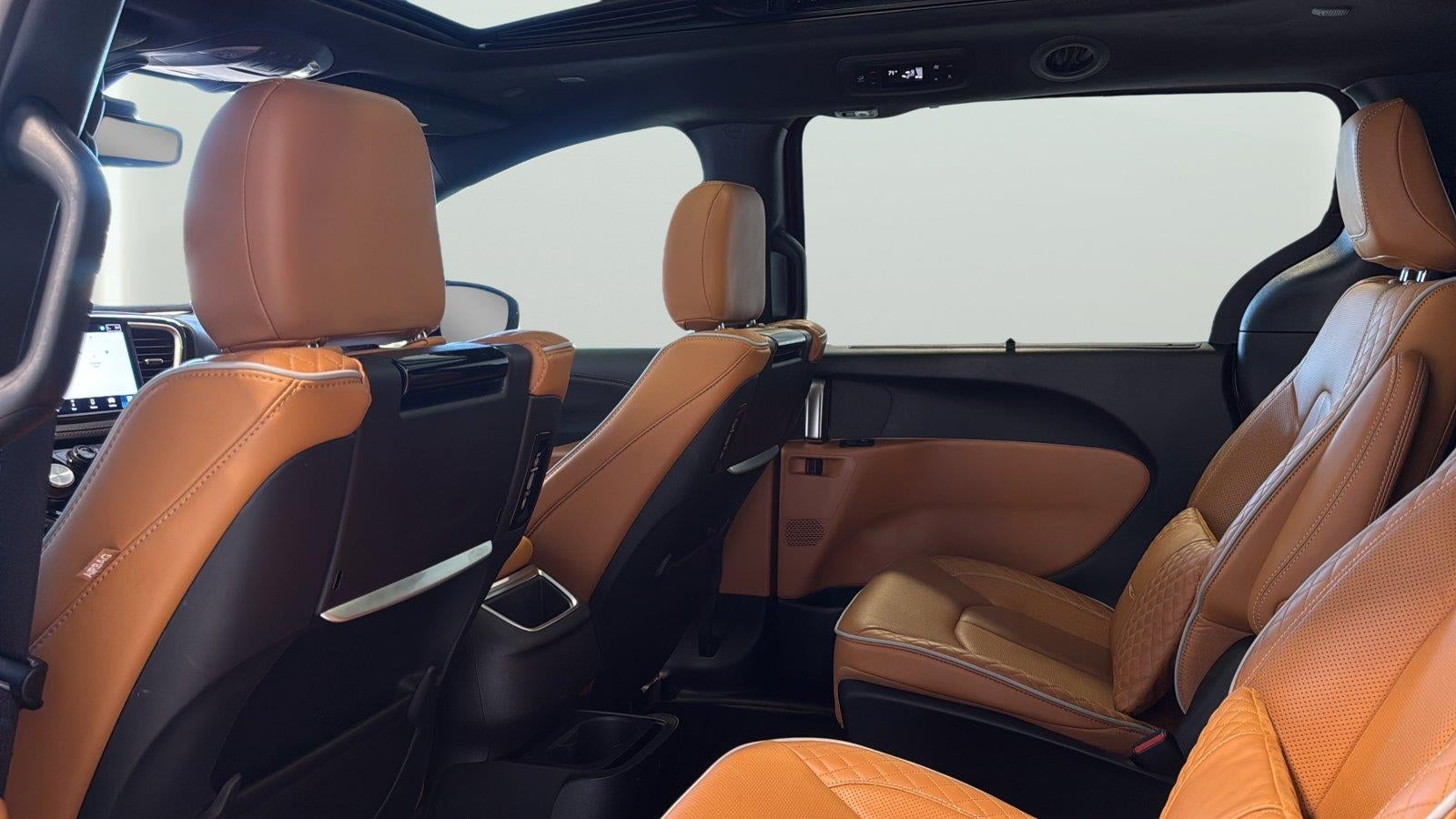 2023 Chrysler Pacifica Hybrid Pinnacle