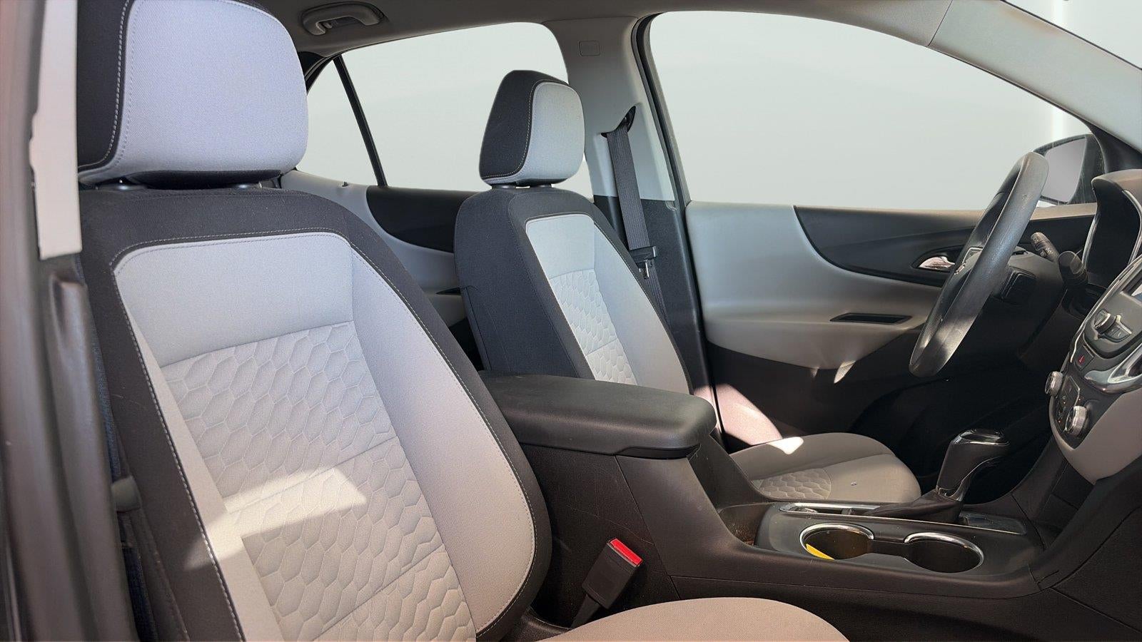 2021 Chevrolet Equinox LS - Photo 12