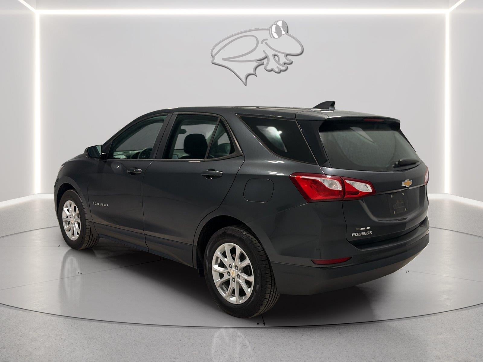 2021 Chevrolet Equinox LS - Photo 3