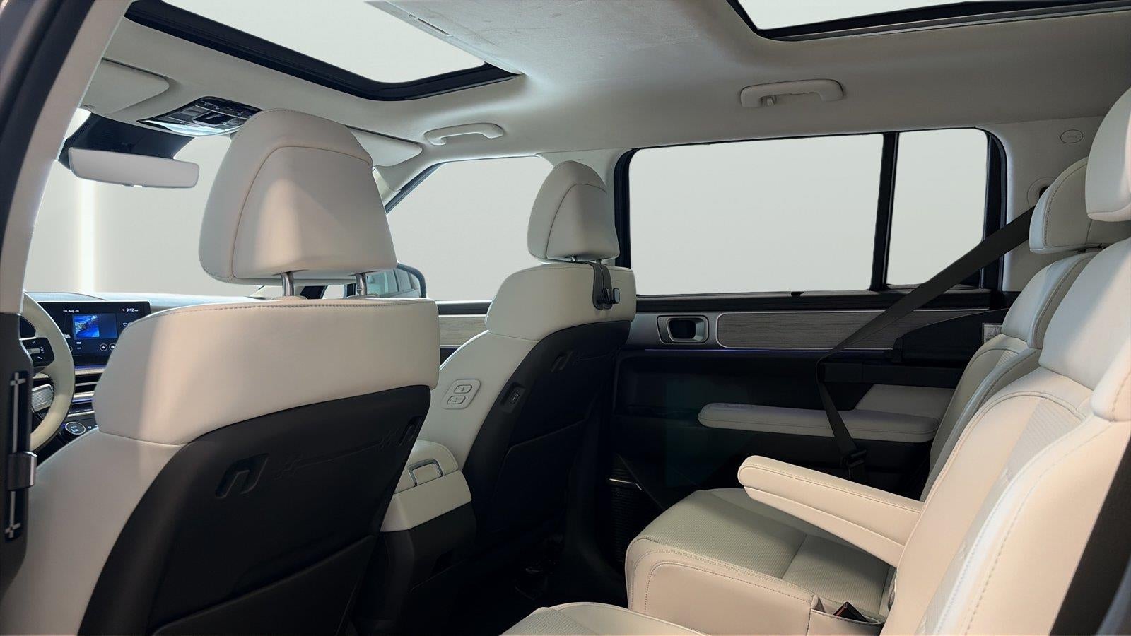 2025 Hyundai Santa Fe Calligraphy - Photo 17