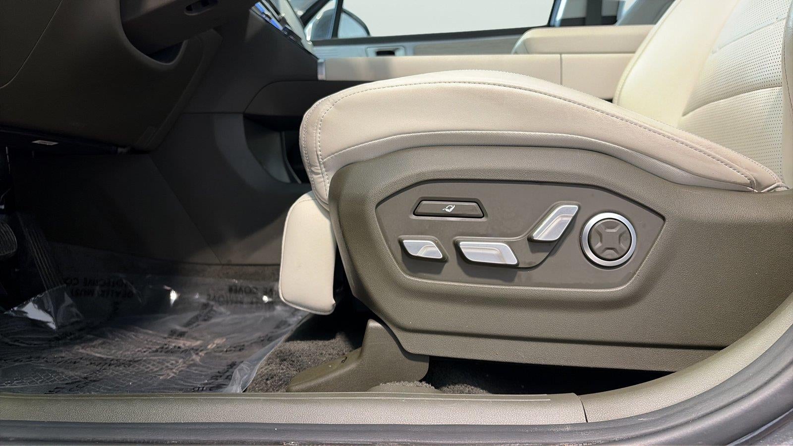 2025 Hyundai Santa Fe Calligraphy - Photo 23